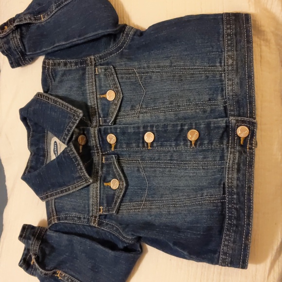 Old navy denim jacket size 18-24 months - Picture 4 of 11